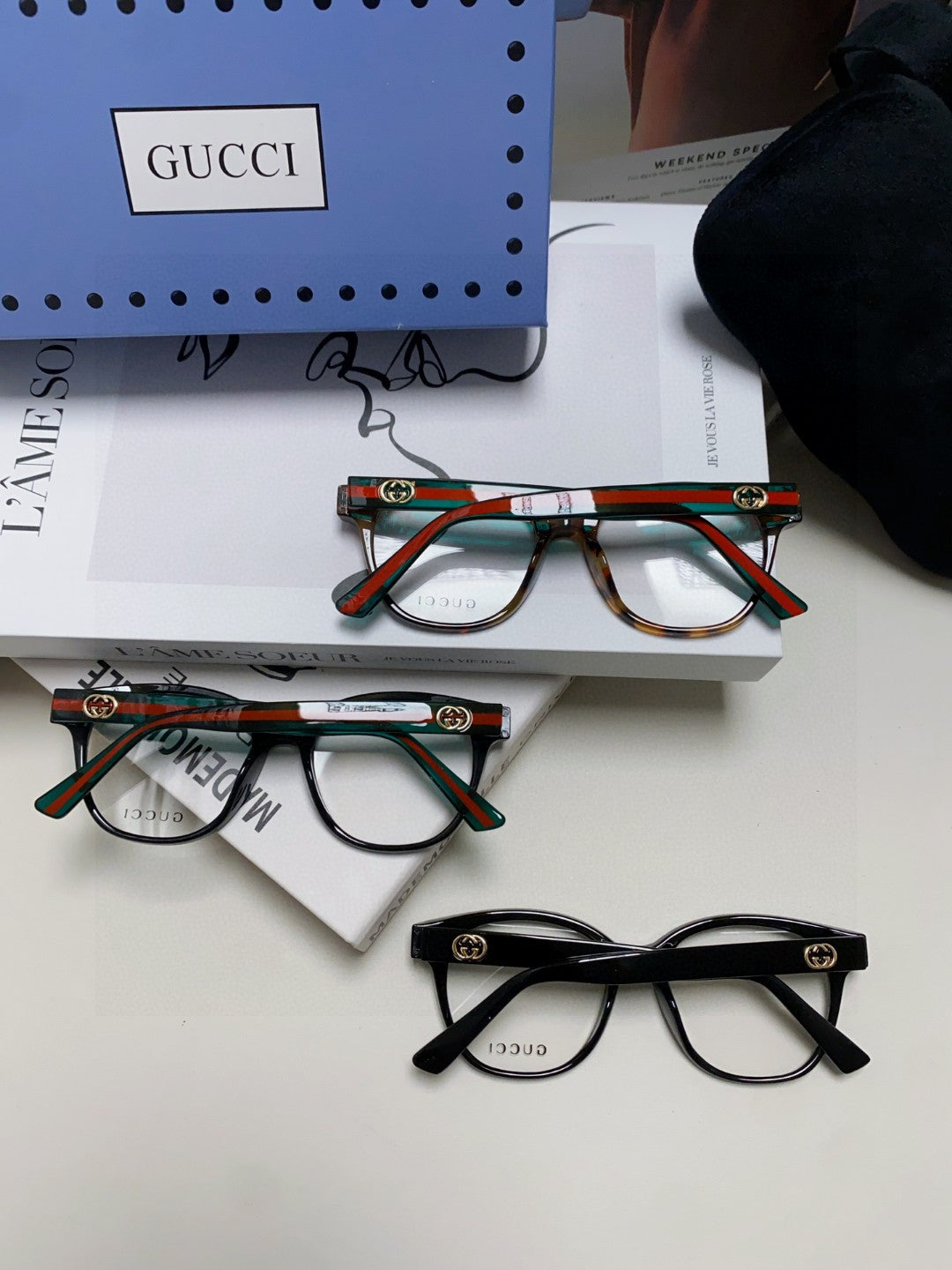 BUTTERFLY FRAME SUNGLASSES 570220 IN ACETATE - Black
