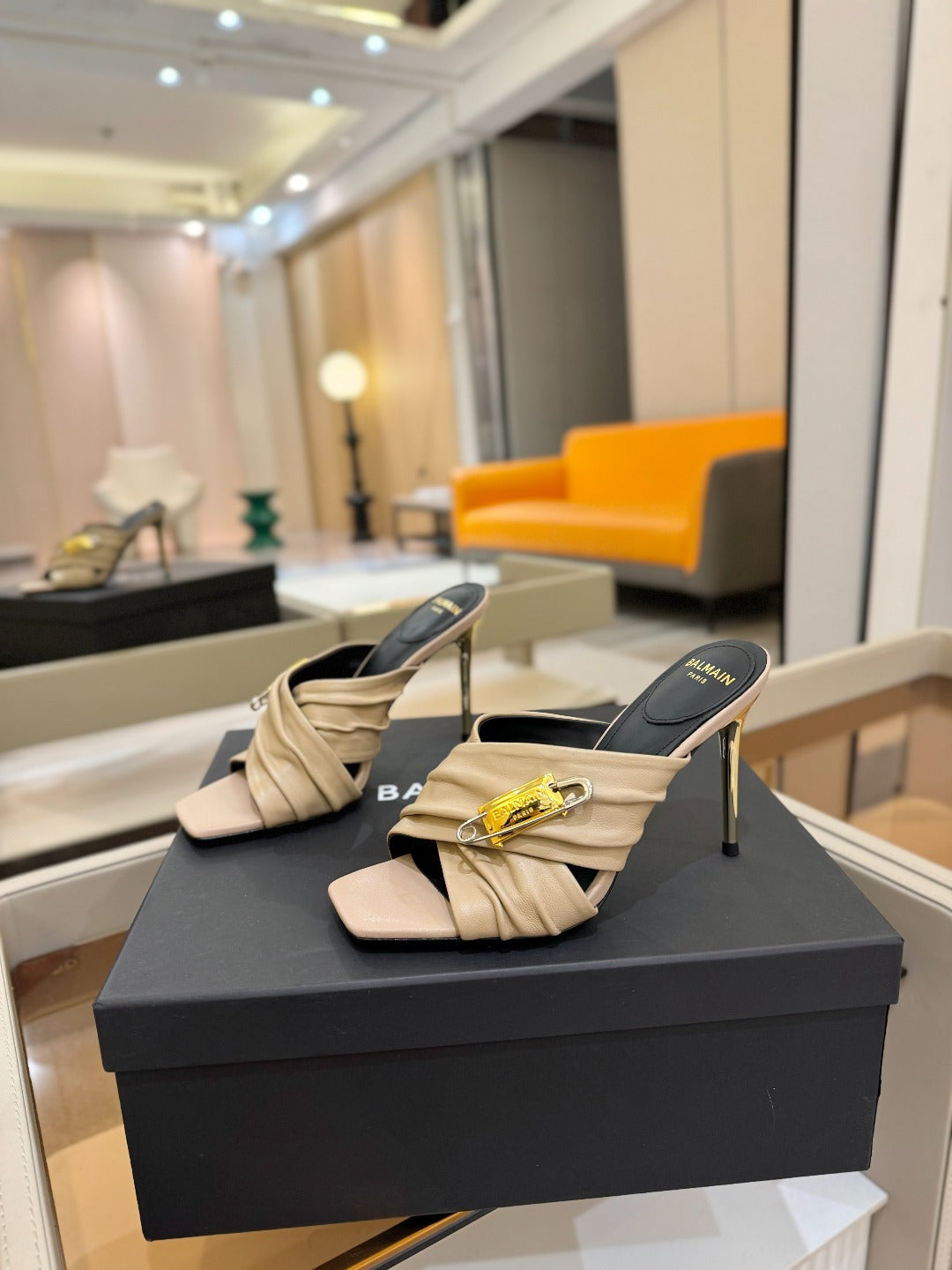 BALMAIN 25S HIGH HEEL SANDALS 95MM IN BEIGE CALFSKIN - 36