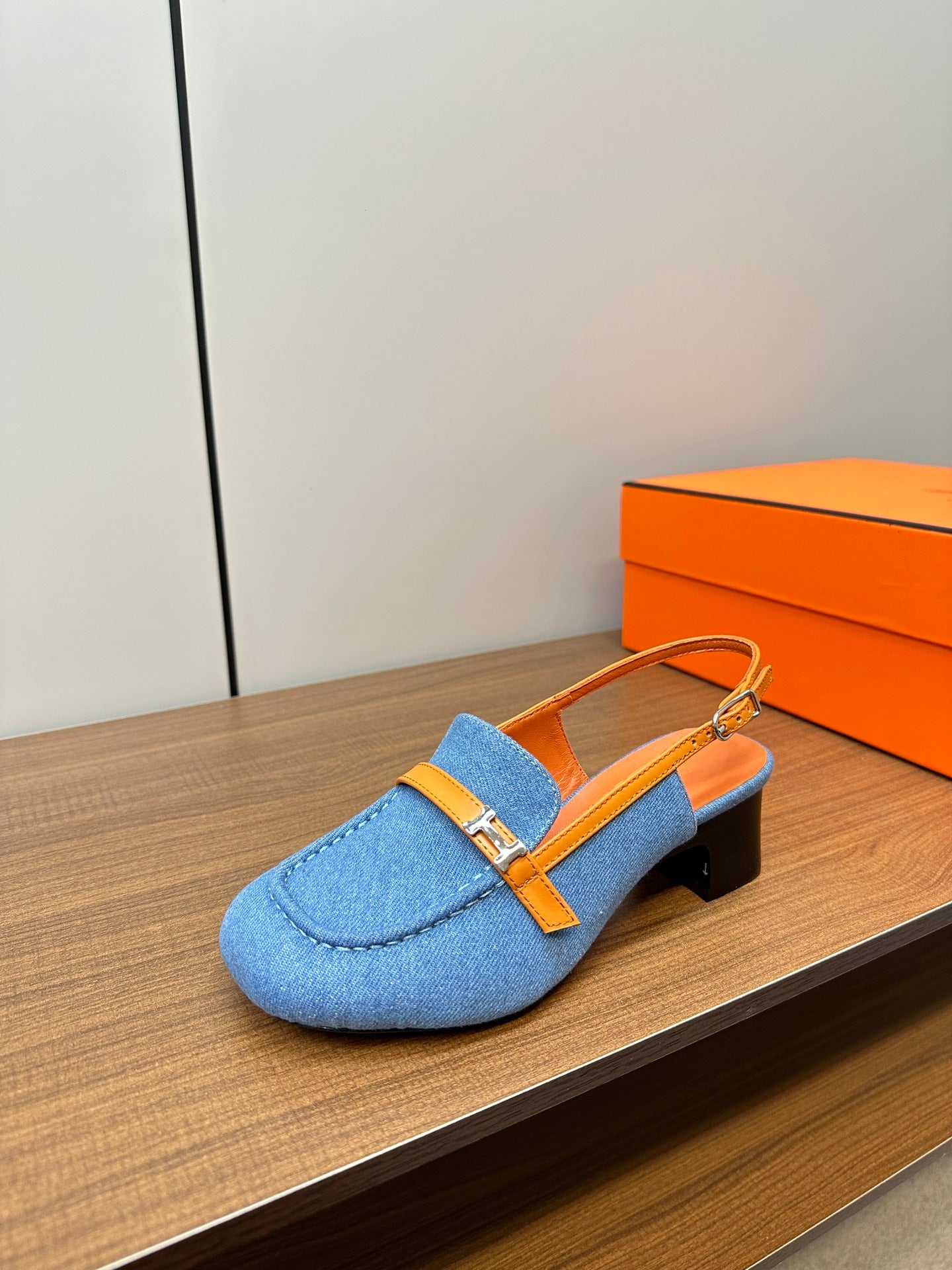 Infinie 50 pump azure blue - 35