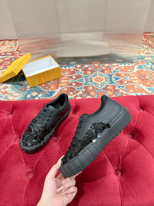 RUNWAY SEQUIN CASUAL SHOES IN BLACK CALFSKIN - 35
