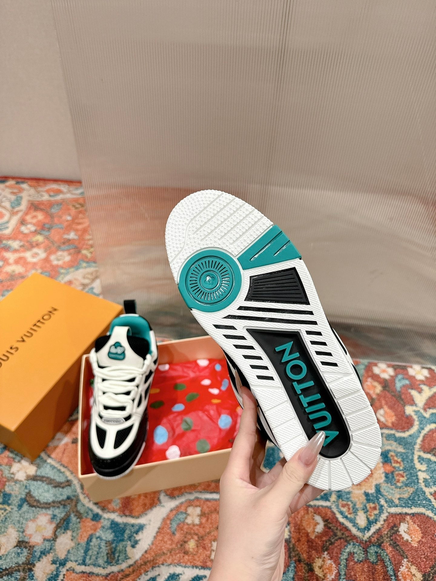 LV SKATE SNEAKER IN WHITE MIX BLACK AND PERSIAN GREEN CALFSKIN - 35