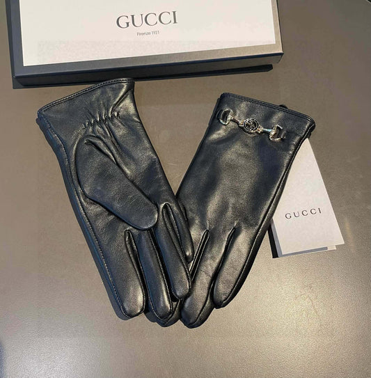 TOUCHSCREEN GLOVES IN BLACK LAMBSKIN AND CASHMERE LINING 462259 - M