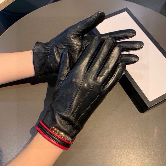 GLOVES IN BLACK MIX RED LAMBSKIN AND LAMB FUR LINING 467970 - M