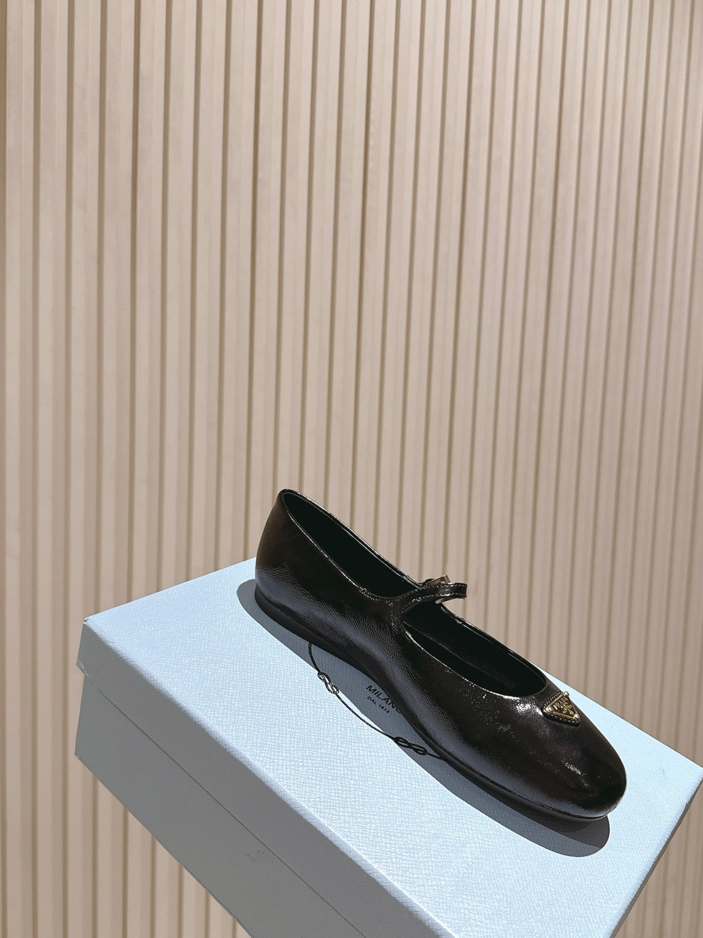 PRADA 25S BALLERINAS IN BLACK CALFSKIN GLOSSY - 35