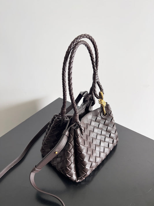 BV Small Parachute 21 Chocolate Lambskin Ghw