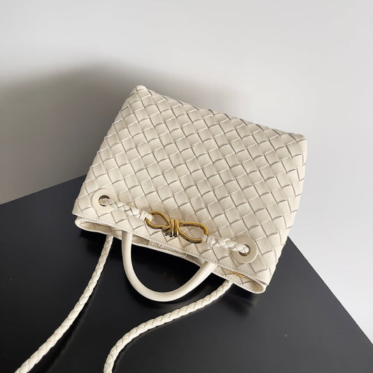 СУМКА-ТОУТ ANDIAMO 25 З ОВЕЧОЇ ШКІРИ КОЛЬОРУ OFF WHITE