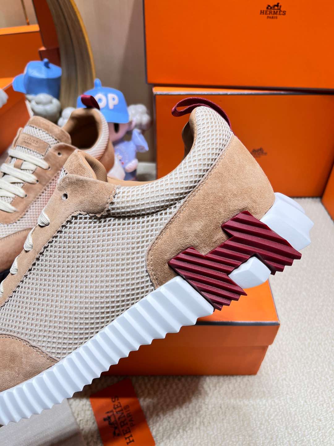 BOUNCING SNEAKER IN PEANUT BROWN SUEDE AND WHITE KNIT - 34