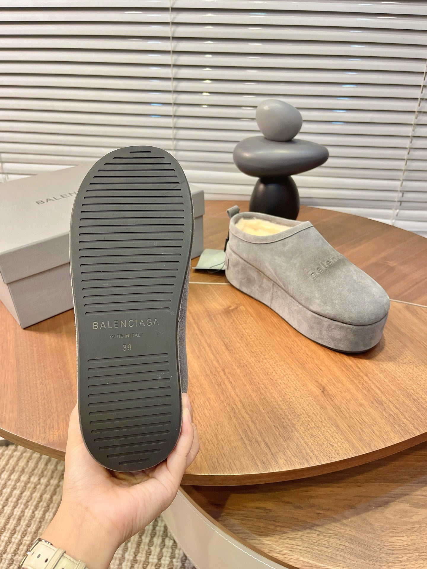 BALENCIAGA 25S AURALEE SLIP-ON 50 MM IN GREY SUEDE - 35