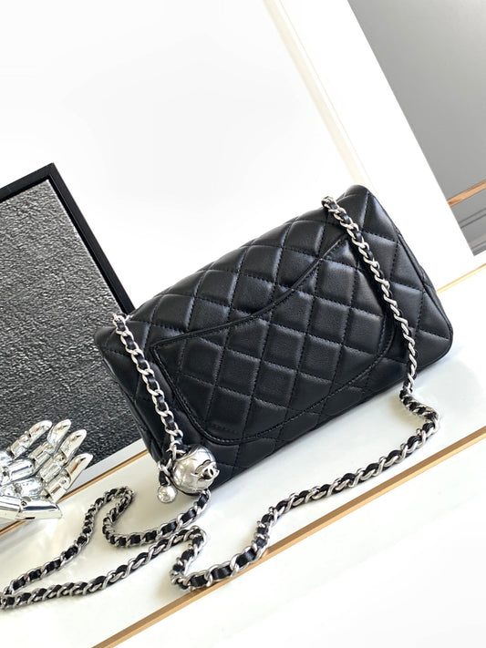 СУМКА CC SMALL 20 FLAP BAG З ЧОРНОЇ ТЕЛЯЧОЇ ШКІРИ