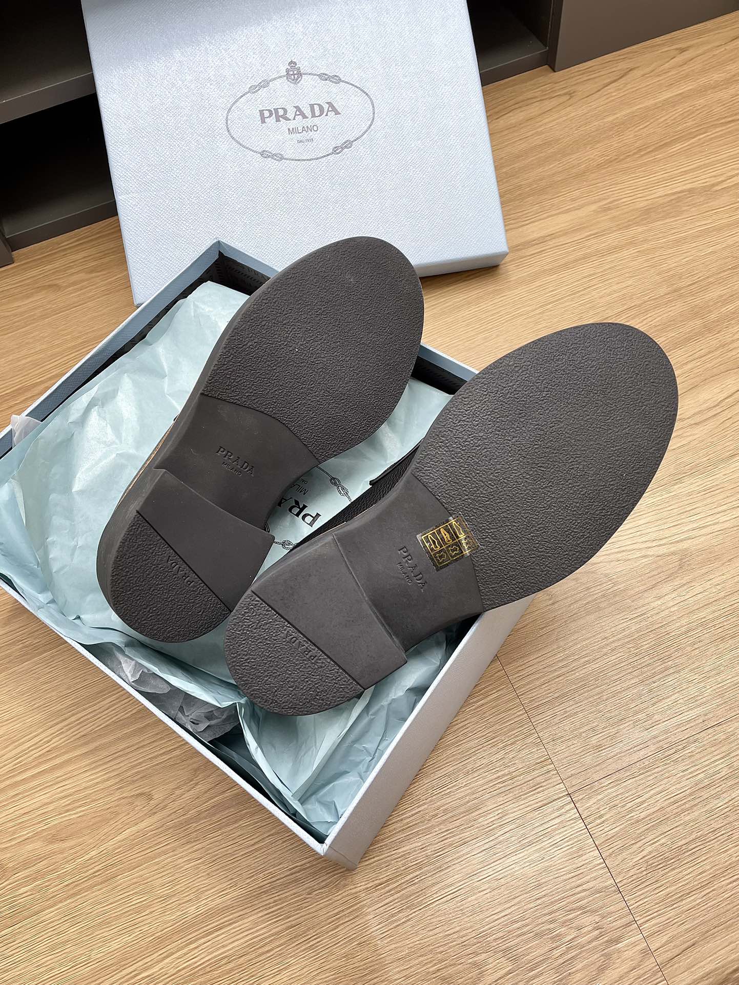 PRA CHOCOLATE LOAFERS BLACK AND WHITE CALFSKIN - 34