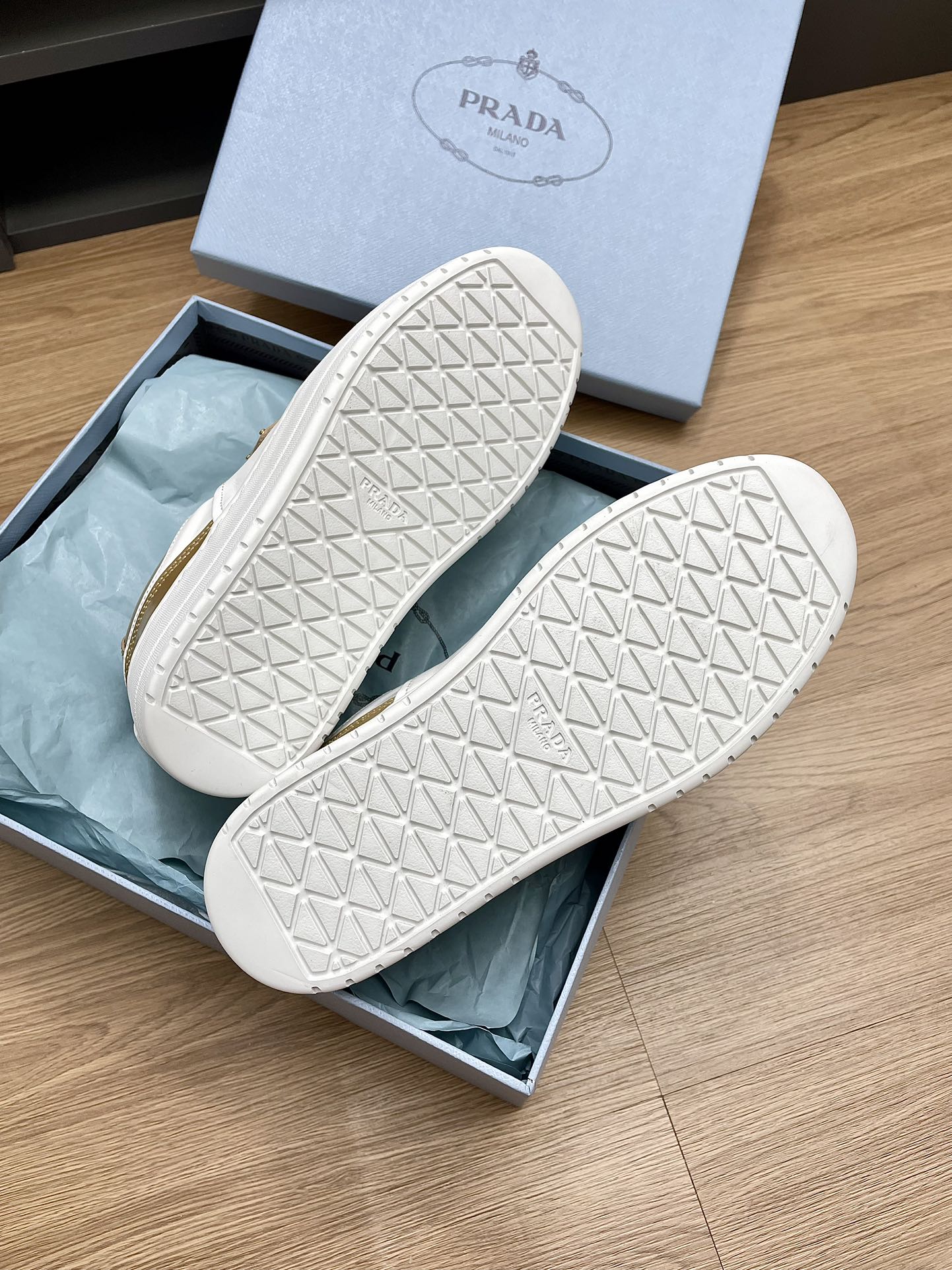 PRA DOWNTOWN BOLD SNEAKERS WHITE AND PEANUT CALFSKIN - 35
