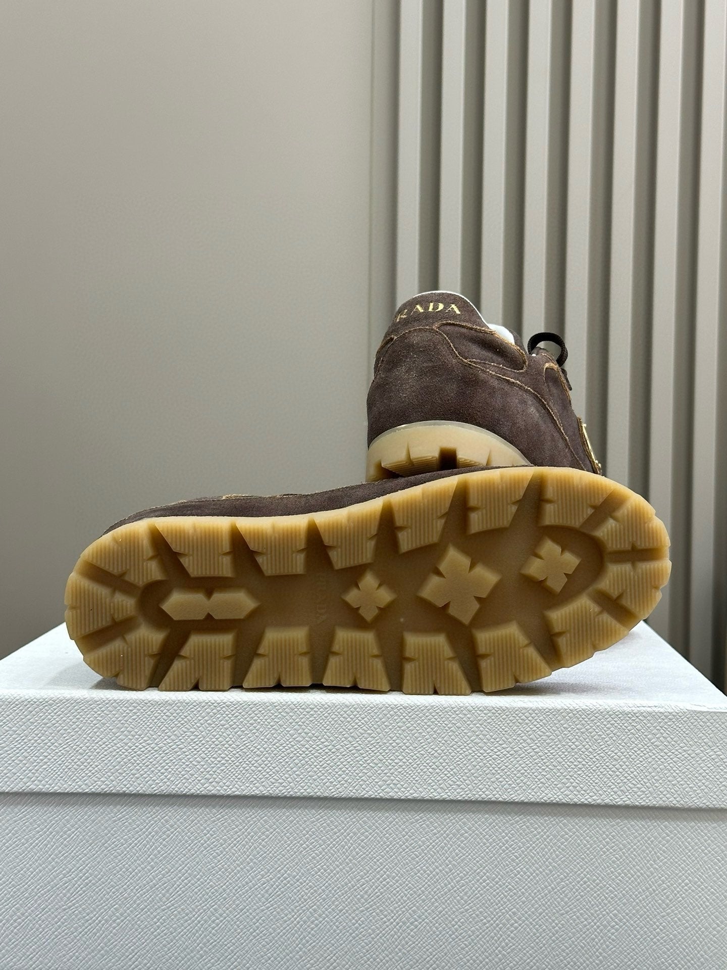 PRA TRAIL FADED SUEDE SNEAKERS BROWN - 35