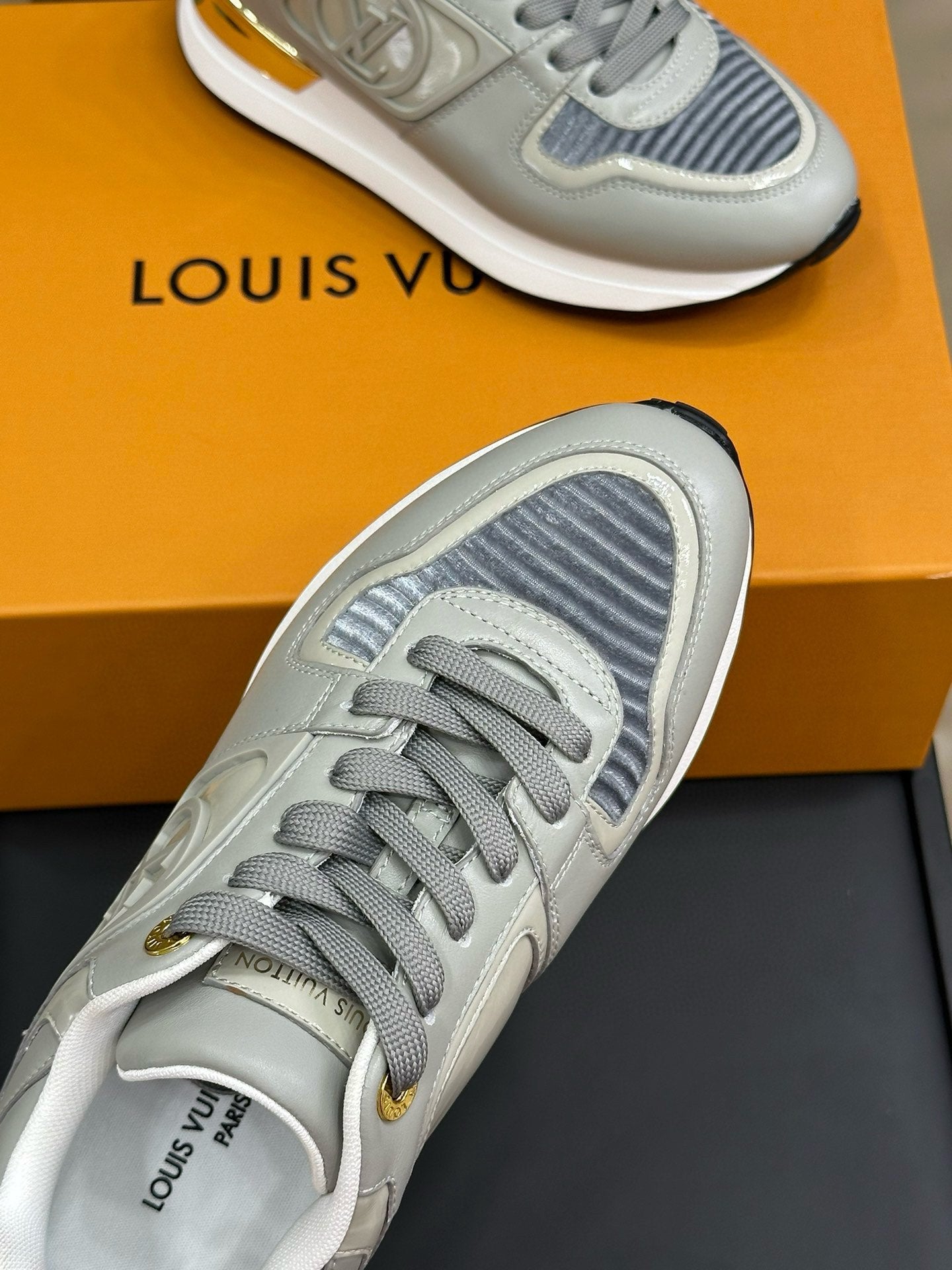 LV NEO RUN AWAY SNEAKER IN DOLPHIN GRAY CALFSKIN - 34
