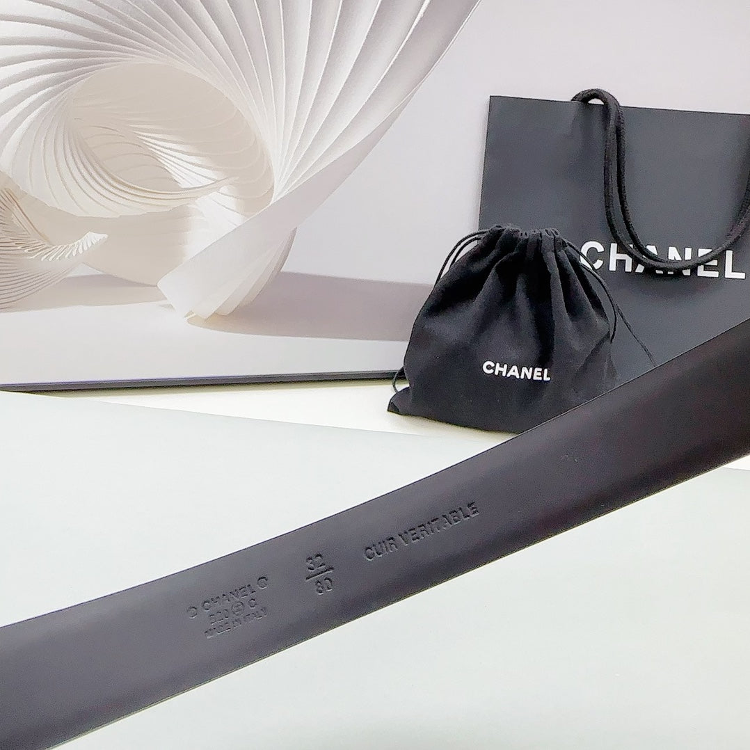 CC 30MM BELT IN BLACK SMOOTH CALFSKIN METAL HARDWARE - 30