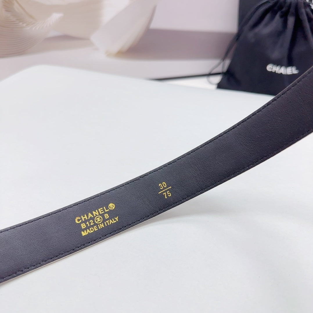 CC 30MM BELT IN WHITE EMBROIDERED CALFSKIN METAL HARDWARE - 30