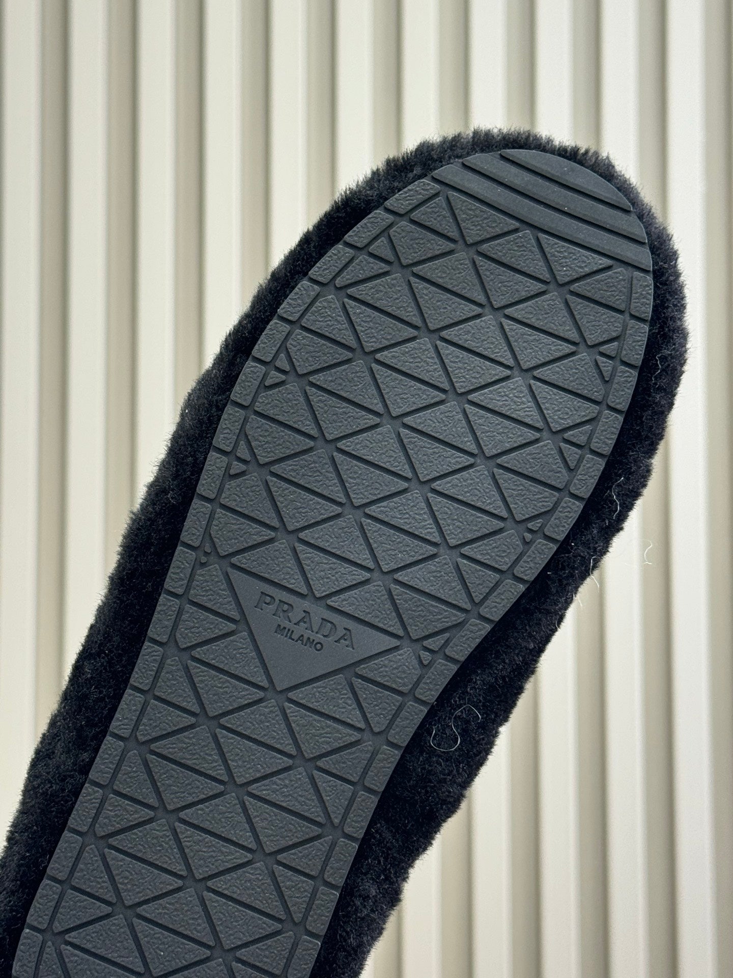 PRADA 25S CLOGS IN BLACK SHEARLING - 35