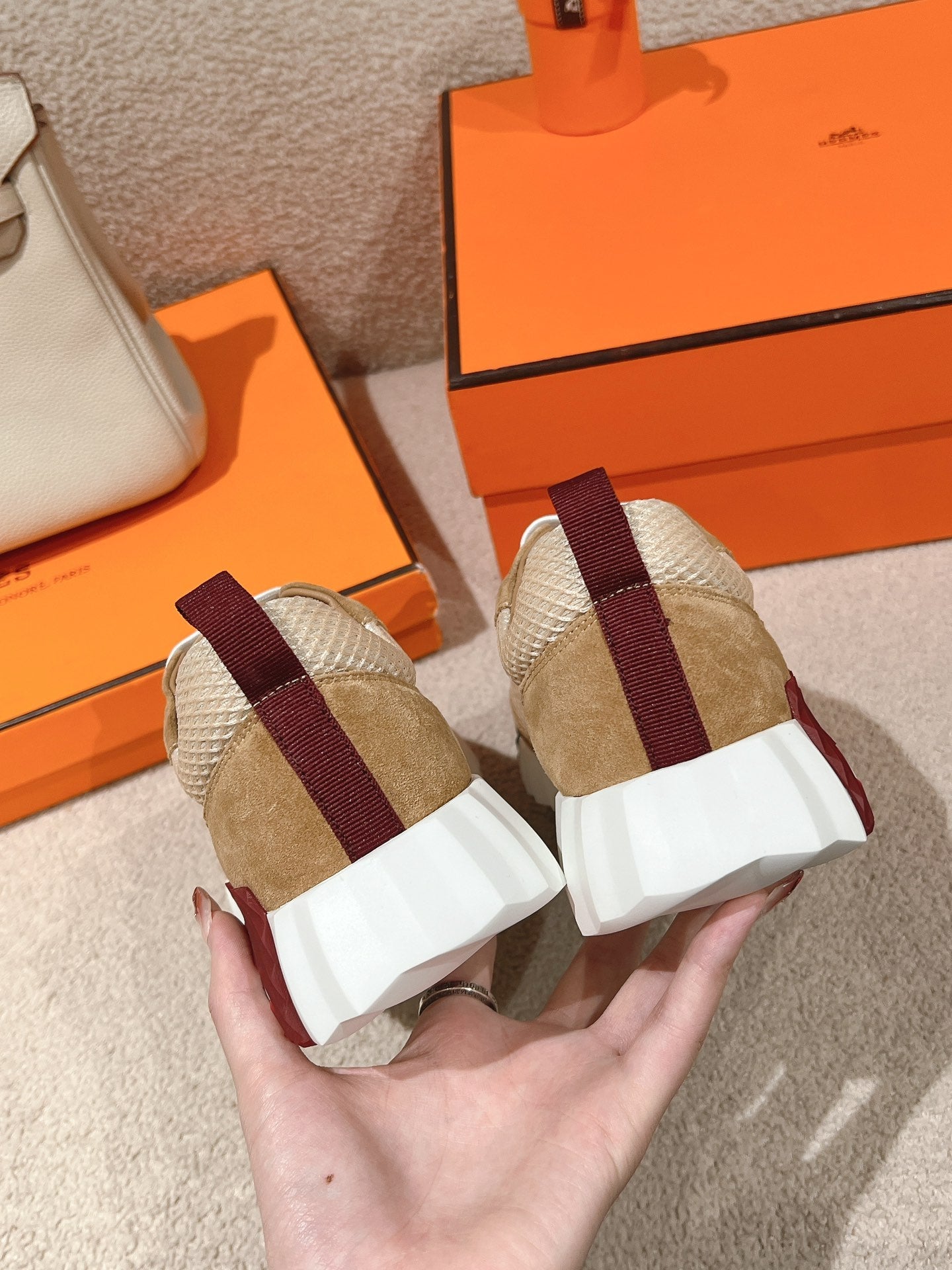 MAINLAND SNEAKER IN PEANUT BROWN SUEDE AND WHITE BREATHABLE MESH FABRIC - 35