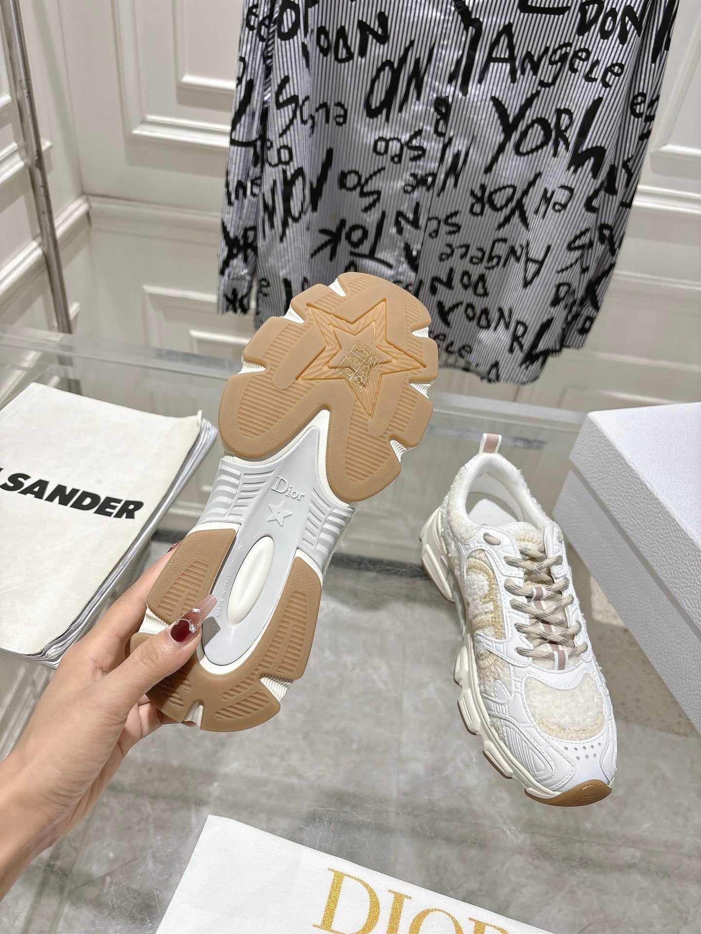 DIOR 25S MILE SERIES SNEAKERS 45MM IN WHITE CALFSKIN AND SHEARLING - 35