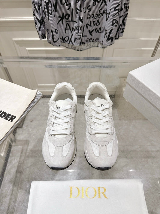 DIOR 25S КРОСІВКИ C'EST DIOR З БІЛОЇ ТА СВІТЛО-СІРОЇ ТЕЛЯЧОЇ ШКІРИ ТА ЗАМШІ - 35