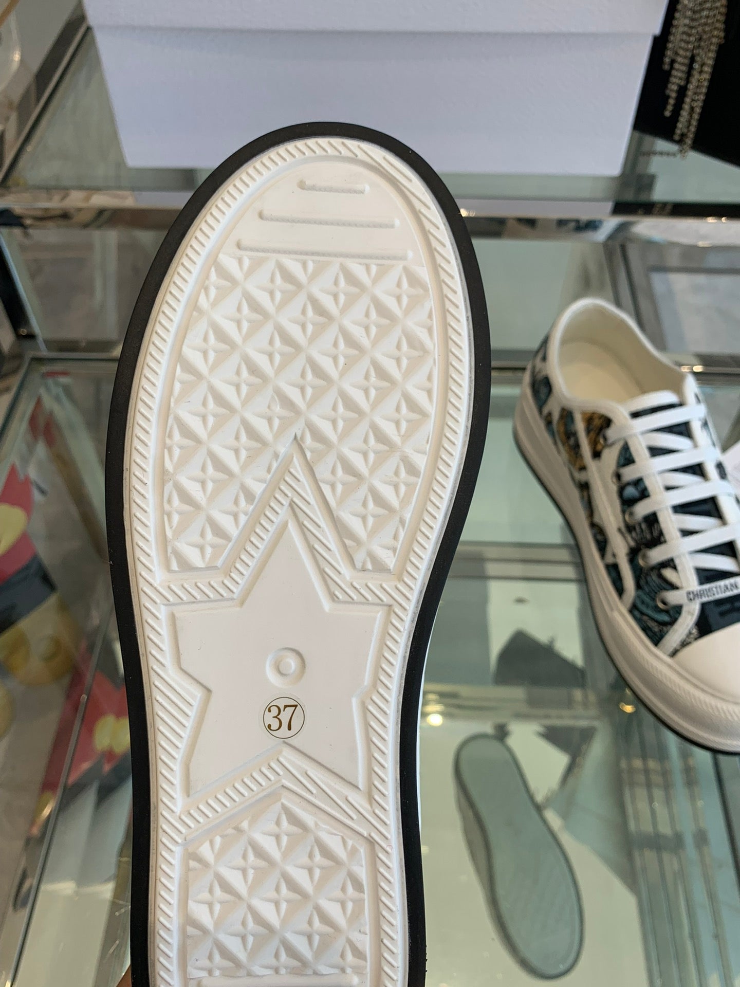 WALK'N PLATFORM SNEAKER IN COLORFUL EMBROIDERED FABRIC - 35