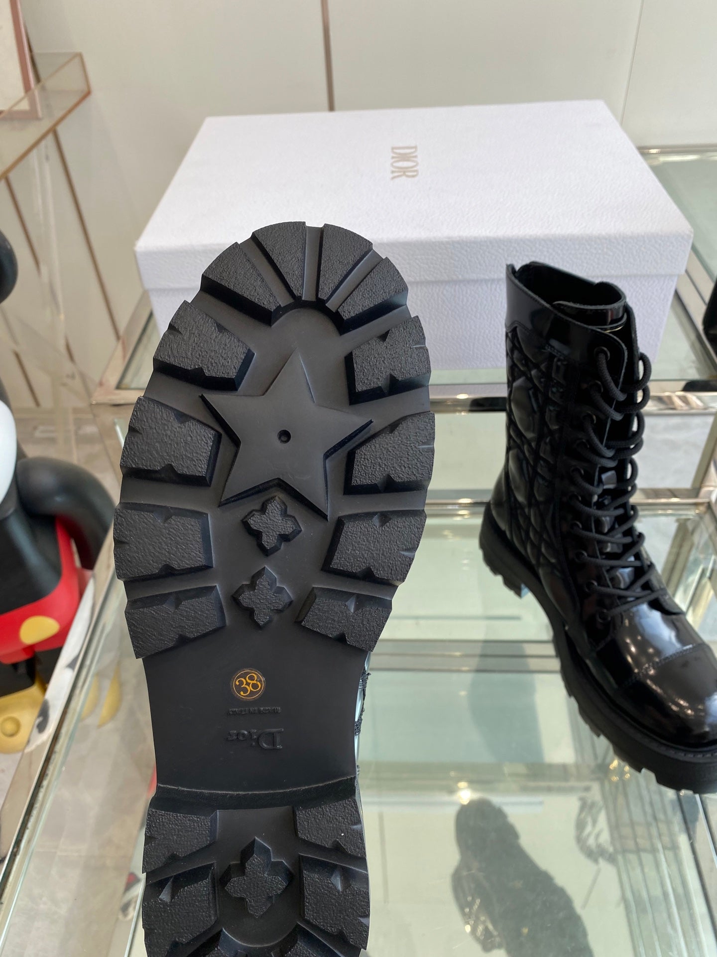 DIOR 25S D-UNIT ANKLE BOOT IN BLACK QUILTED CANNAGE CALFSKIN - 35