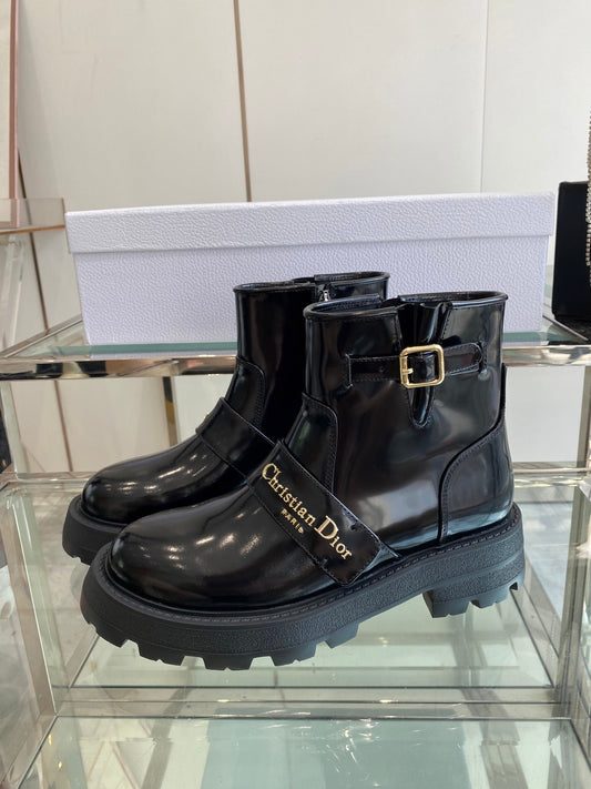 ЧЕРЕВИКИ DIOR D-QUEST 35 ММ З ГЛЯНЦЕВОЇ ТЕЛЯЧОЇ ШКІРИ ЧОРНОГО КОЛЬОРУ — 35