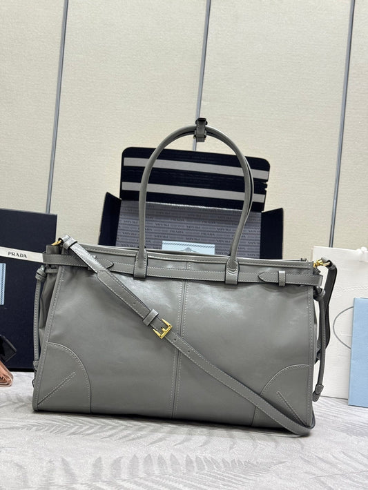 PRADA 25S BONNIE ВЕЛИКА СУМКА 38 СІРА ГЛЯНЦЕВА ТЕЛЯЧА ШКІРА ЗОЛОТА ФУРНІТУРА