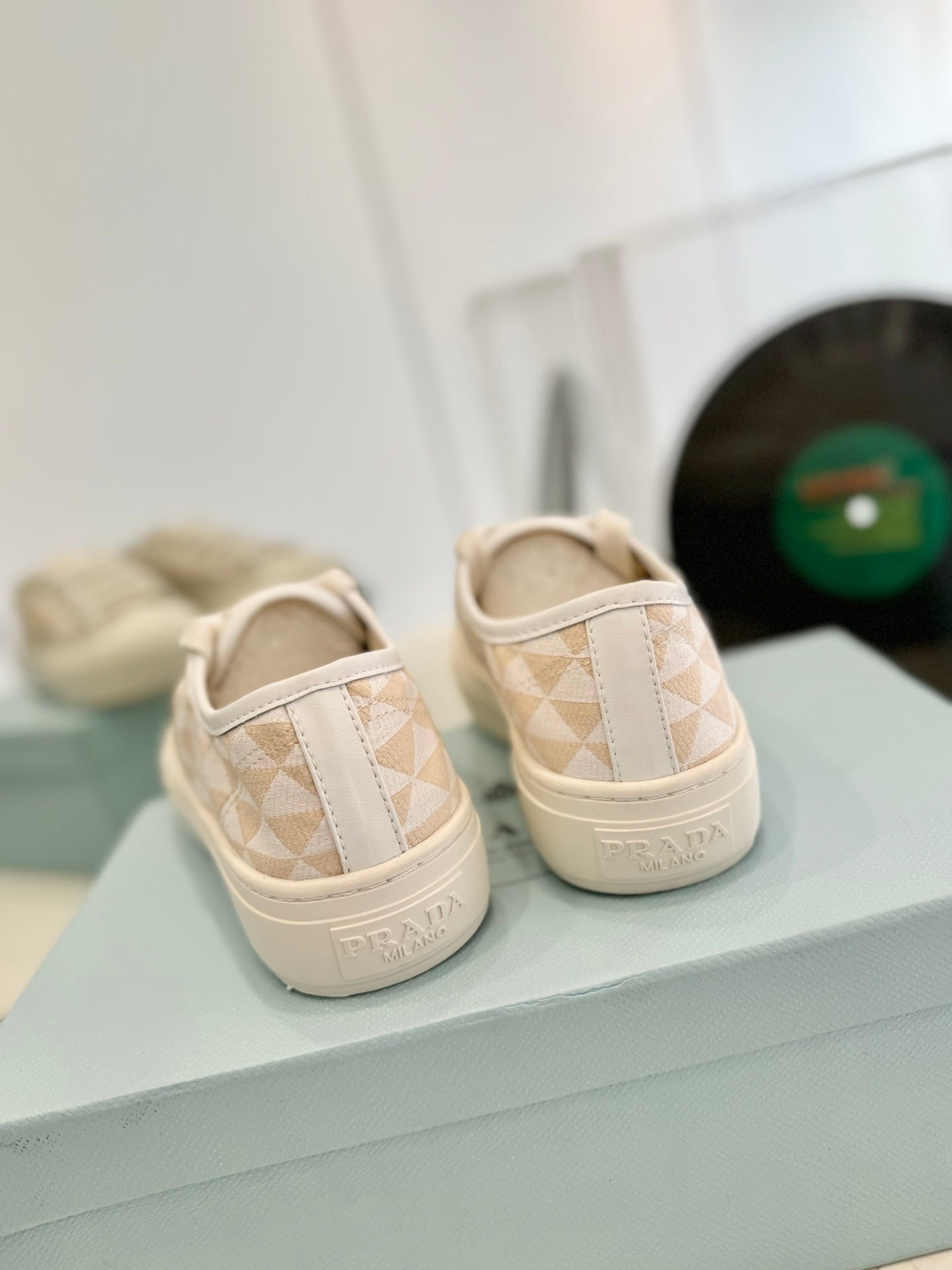 PRA PRINTED COTTON SNEAKERS BEIGE AND NUDE TRIANGLE CANVAS - 35