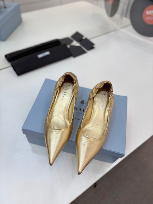 Туфлі PRADA 26S PUMPS 55 мм із телячої шкіри золотистого кольору