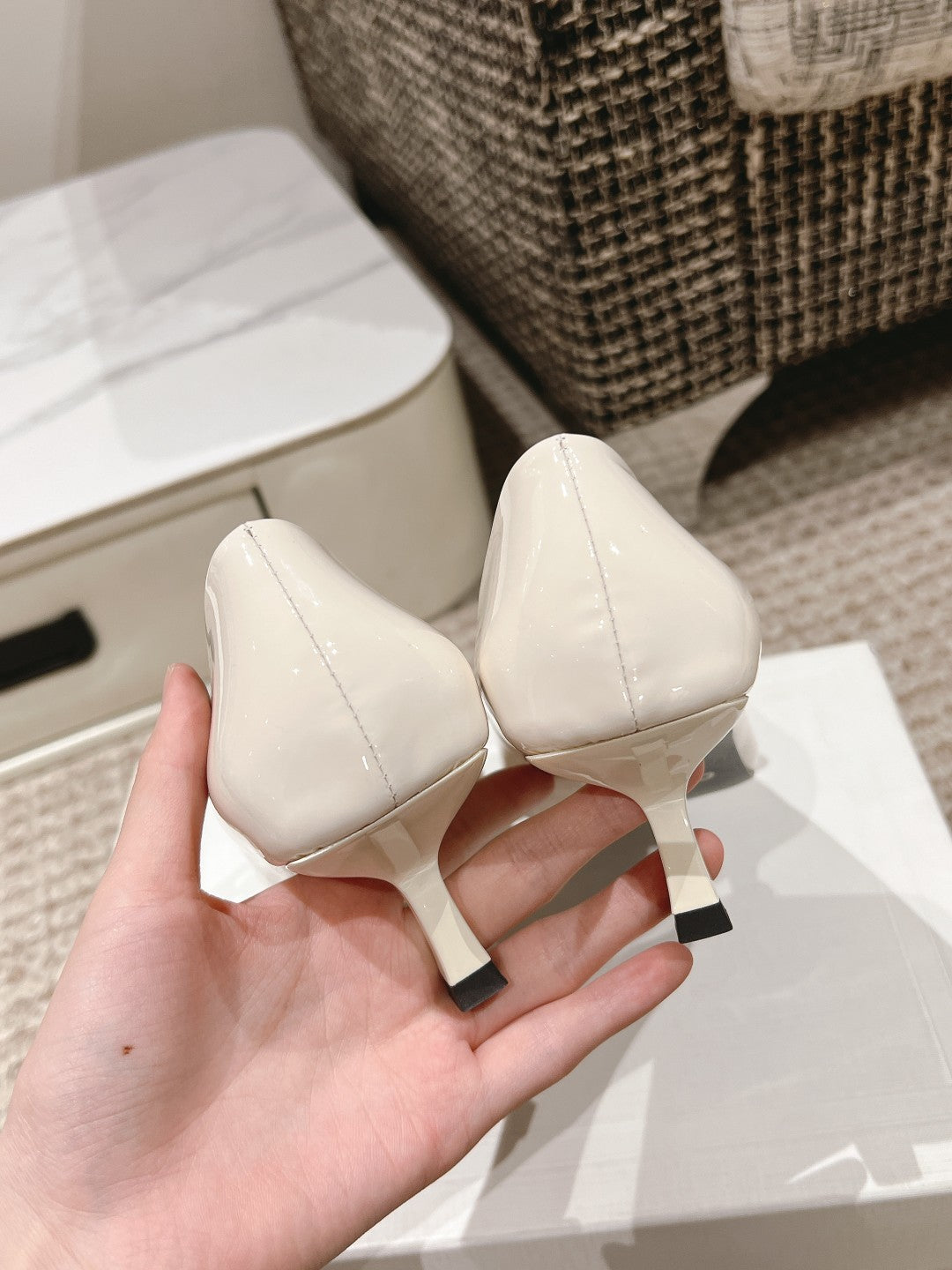 TRIOMPHE HIGH PUMP 5 CM IN WHITE PATENT CALFSKIN - 35