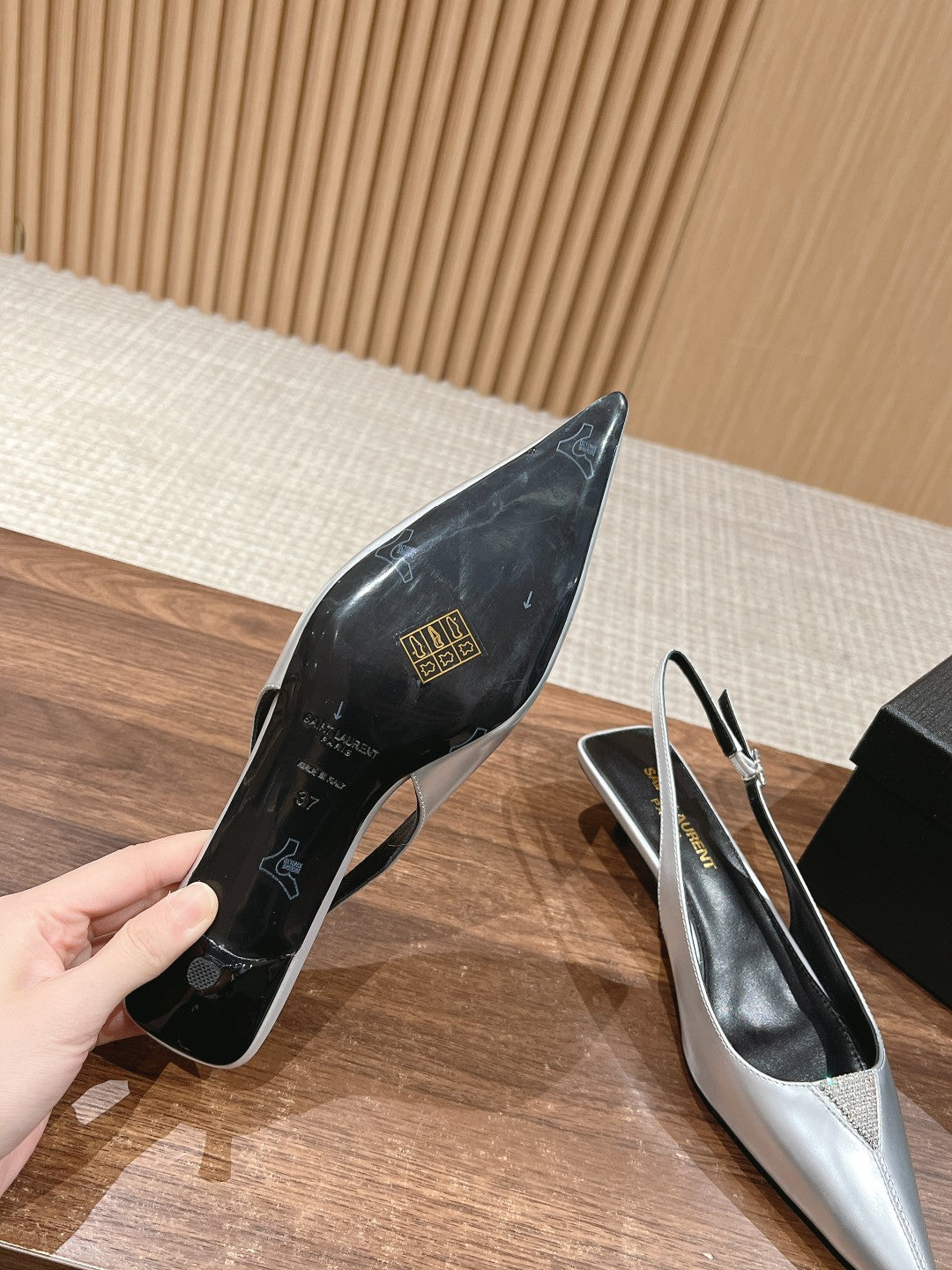 SL CHERISH CRYSTAL SLINGBACK SILVER CALFSKIN - 35