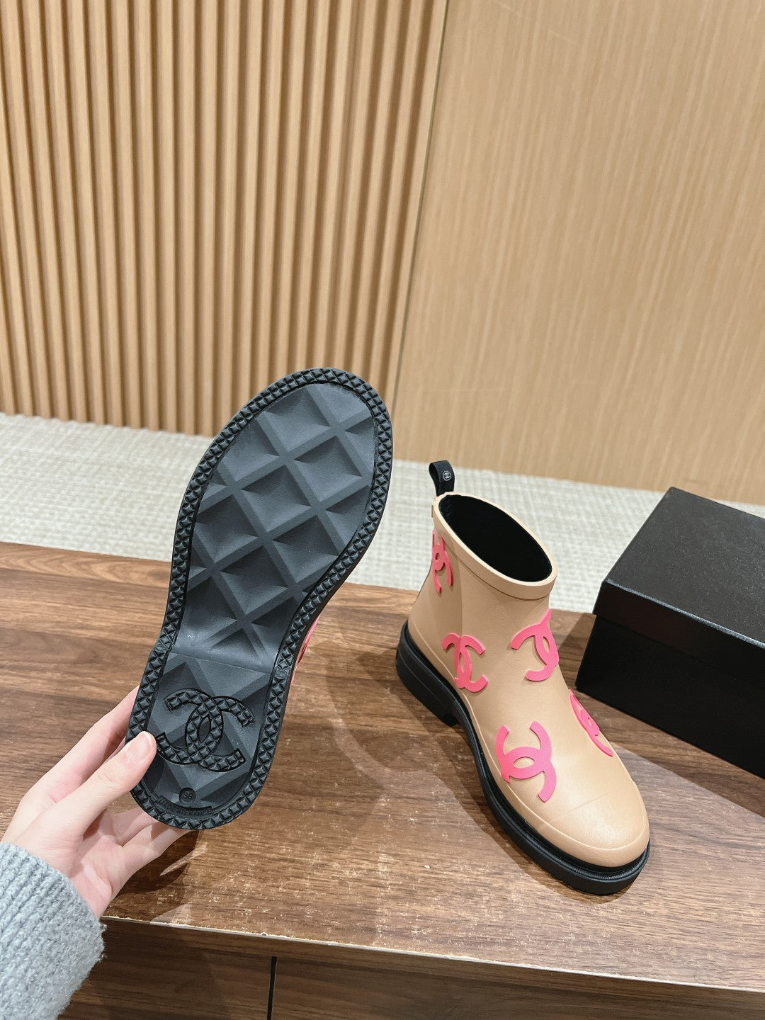 CC RAIN BOOTS BEIGE CREAM TPU WITH PINK LOGO - 35