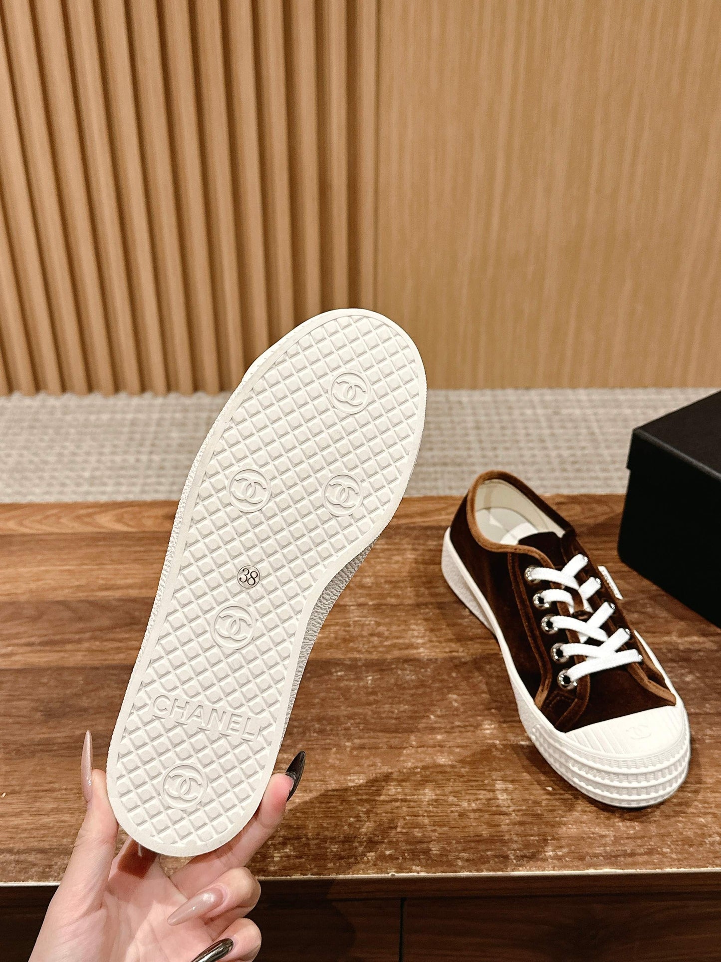 CONVERSE SNEAKER IN PENNY BROWN VELVET - 35