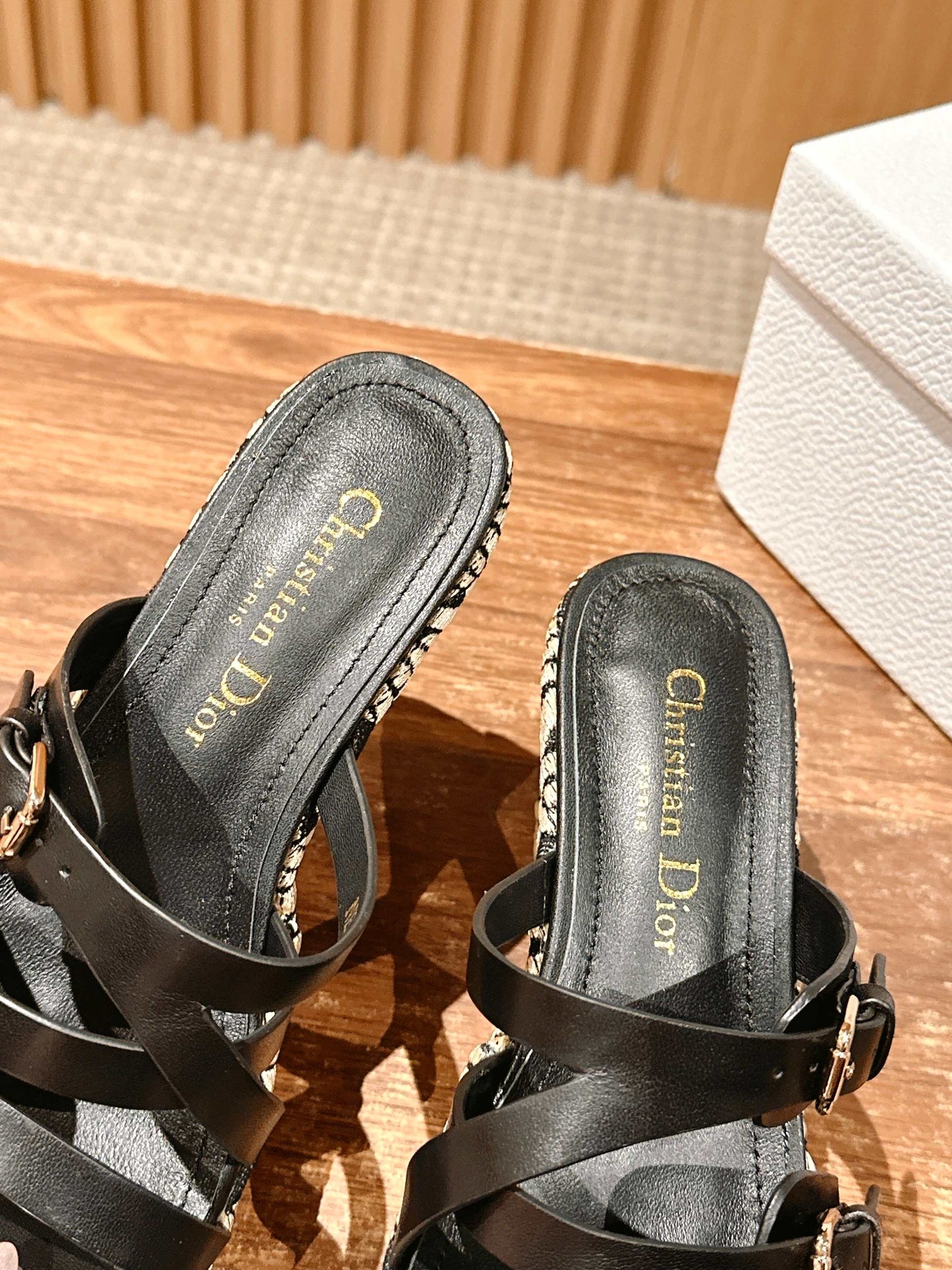 ATTITUDE WEDGE SLIDE 90MM IN BLACK ADJUSTABLE STRAPS CALFSKIN CANVAS SOLE - 35