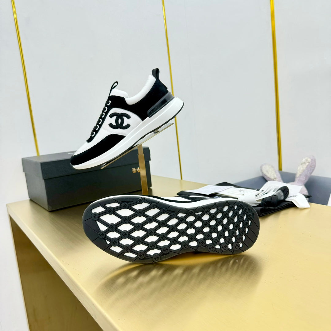 CLASSIC TRAINER IN BLACK MIX WHITE MERCERIZED VELVET - 35