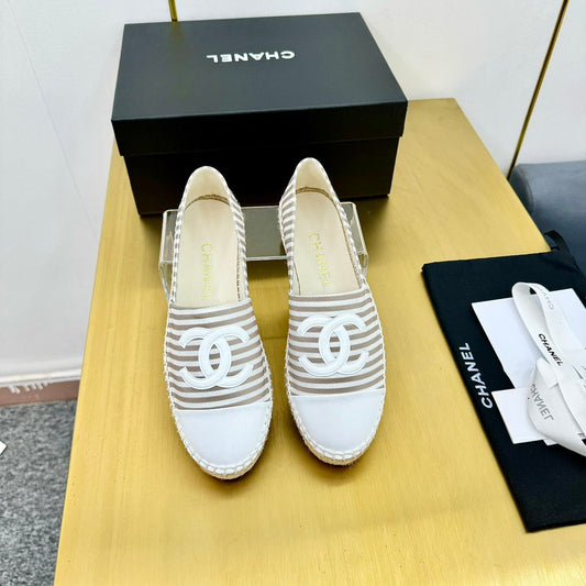 CC SLIP-ON 25S IN BEIGE AND WHITE FABRIC WITH STRIPED PATTERN - 34