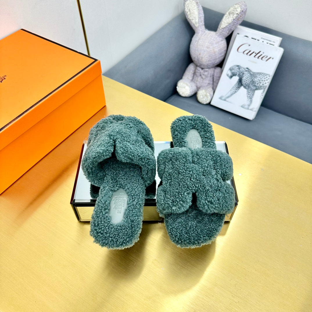 0RAN SHEARLING SANDALS FOREST GREEN - 35