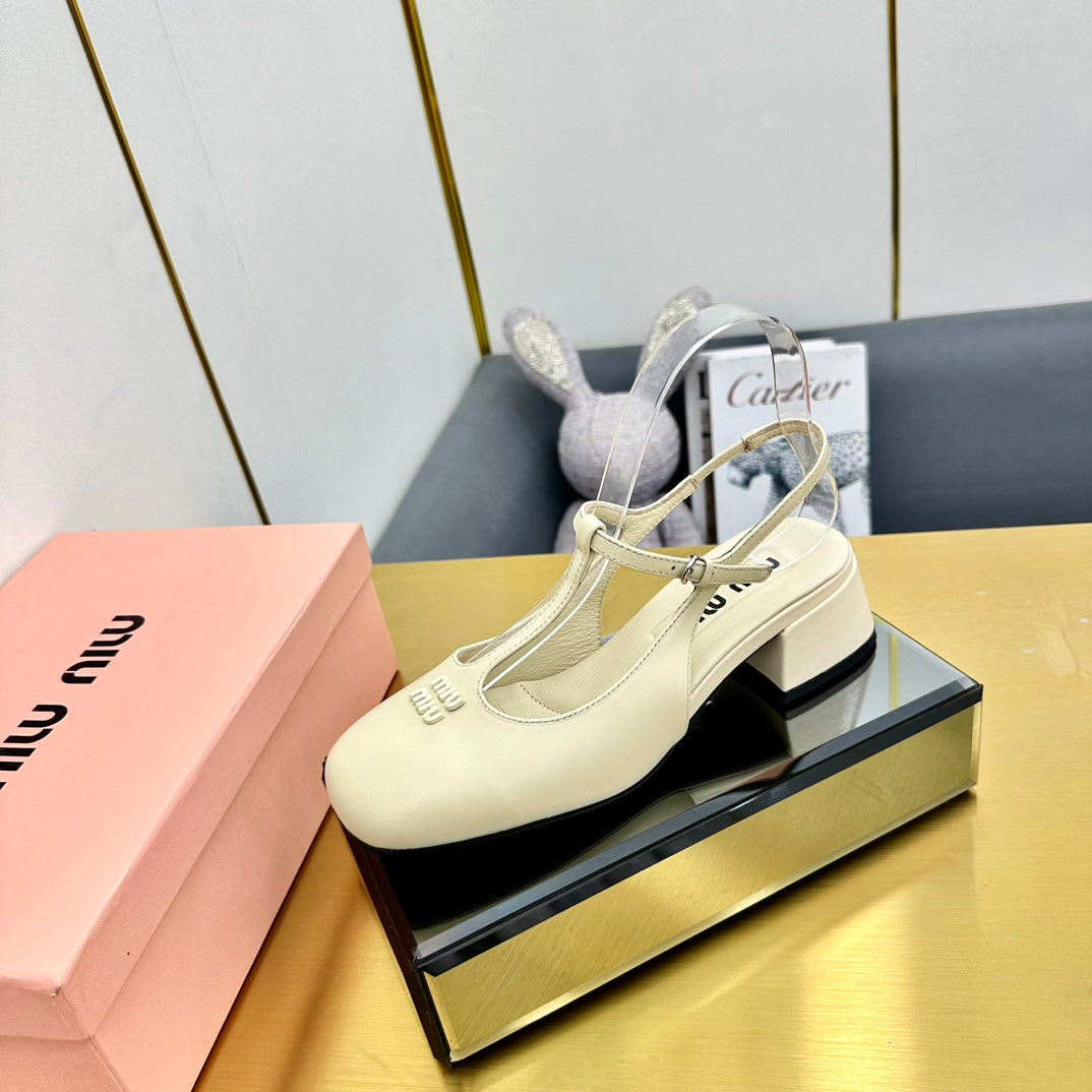 T-STRAPS SLINGBACK PUMPS IN CREAM SMOOTH LAMBSKIN - 35