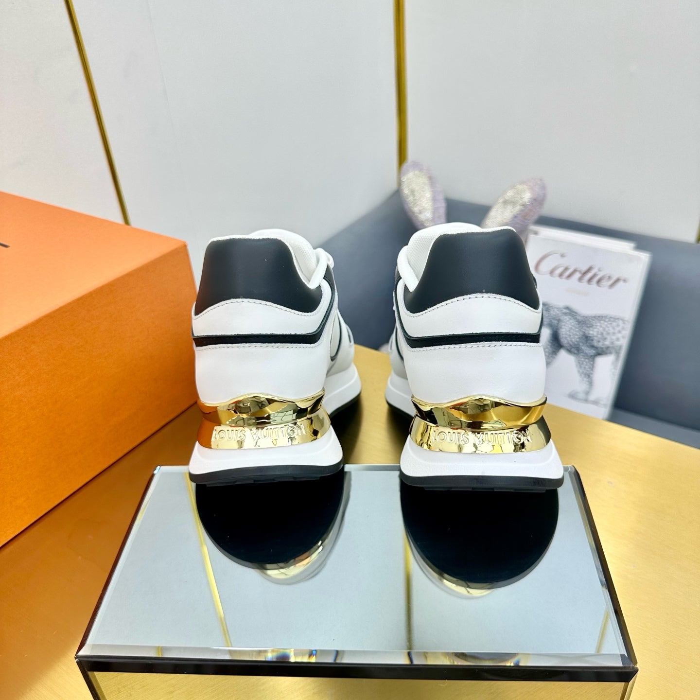 NEO RUN AWAY SNEAKER IN WHITE MIX BLACK CALFSKIN - 35