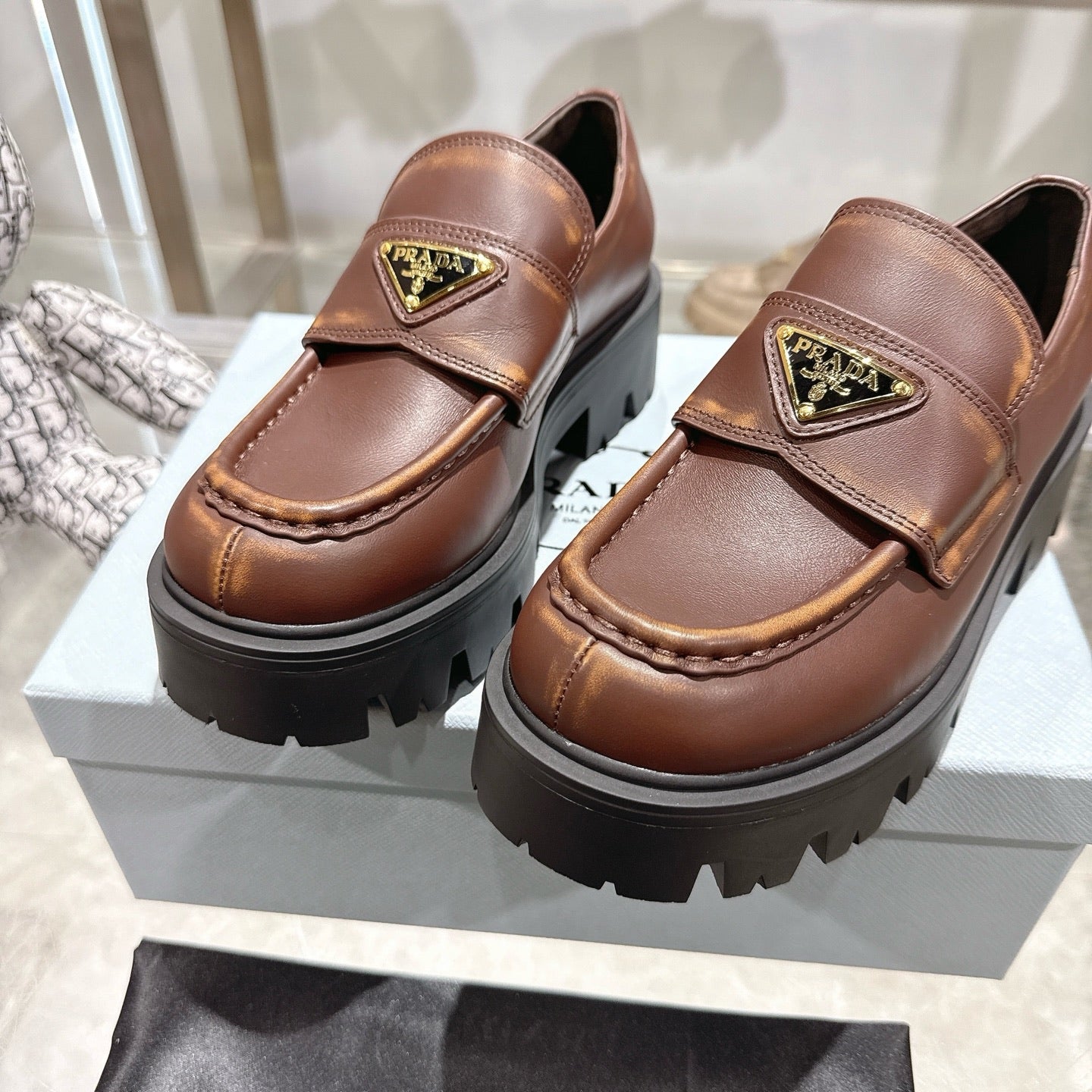 PRADA 25S THICK-SOLE LOAFERS 60 MM IN BROWN SMOOTH CALFSKIN - 35