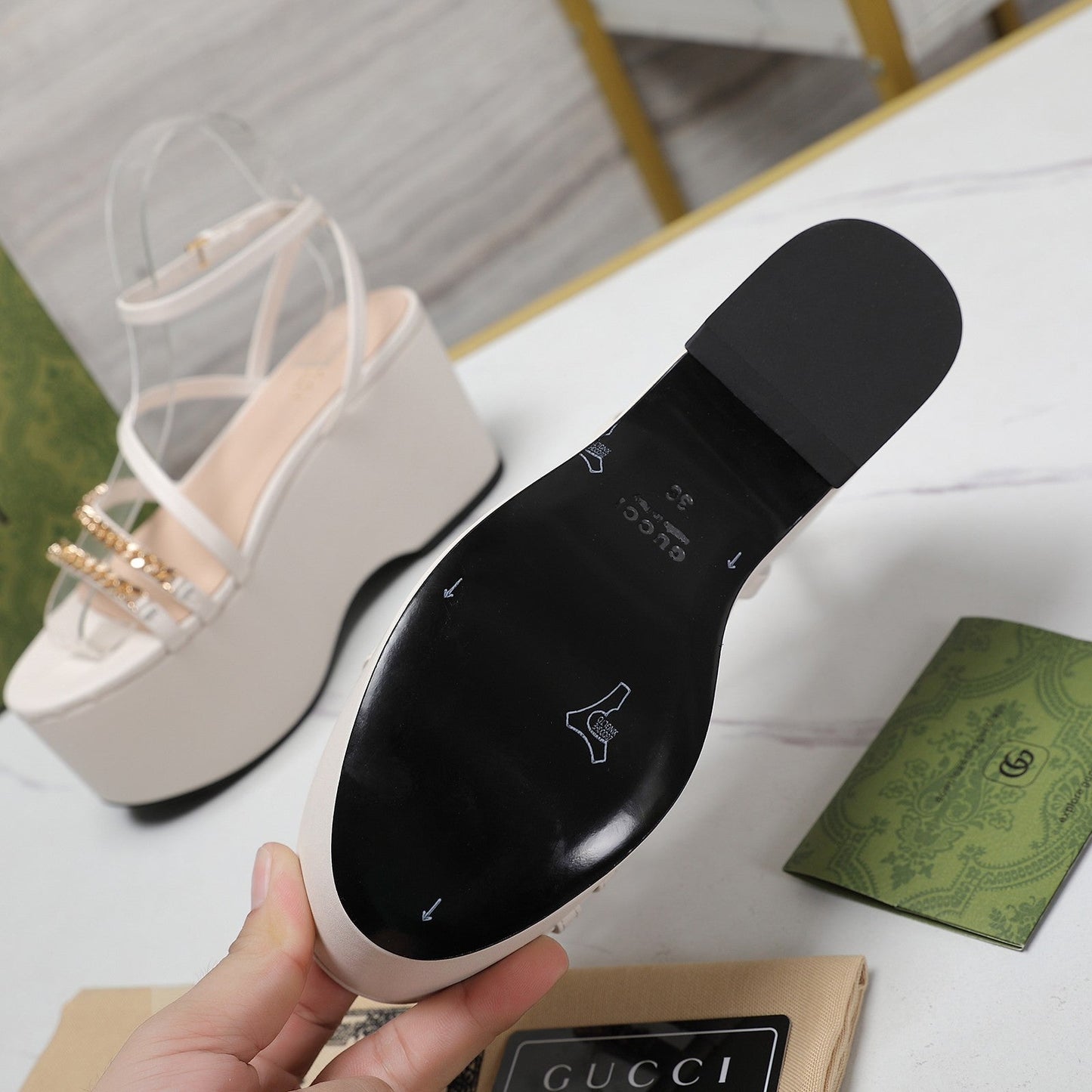 WEDGE PLATFORM IN WHITE SHEEPSKIN - 35
