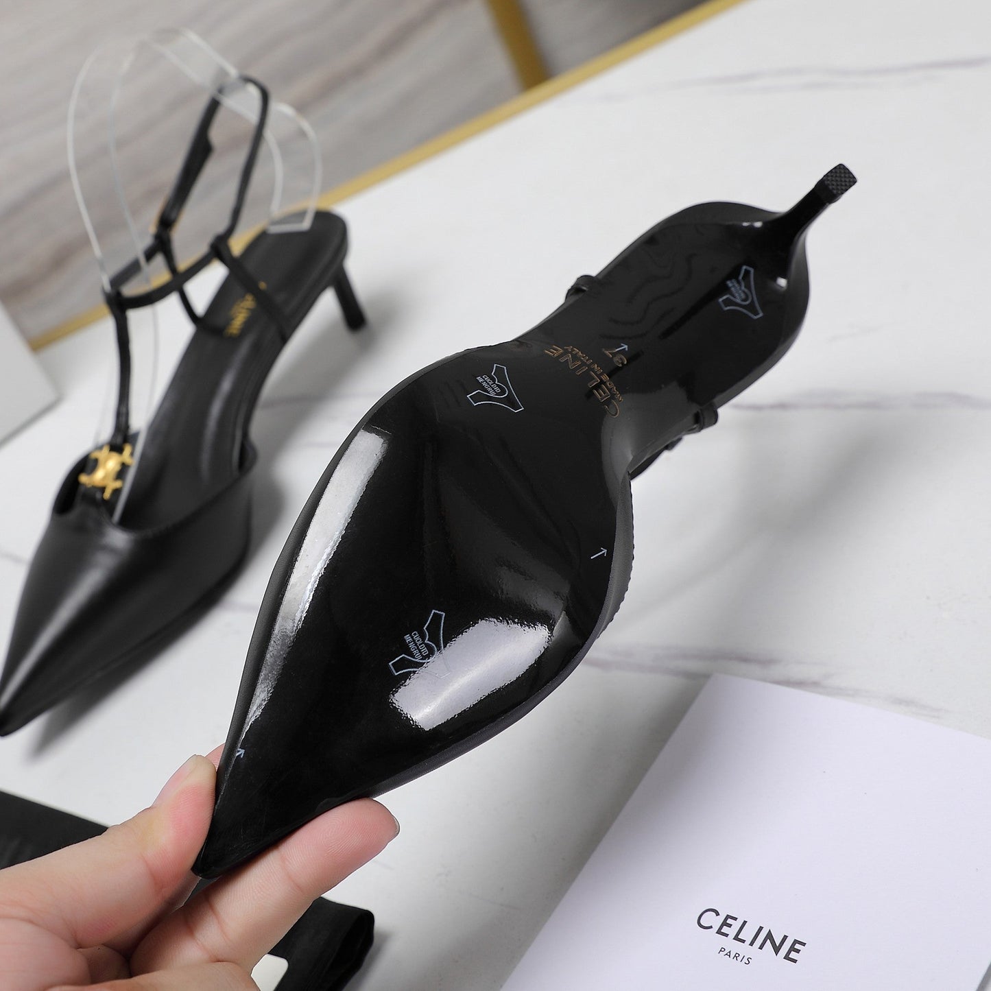 HIGH 5 CM SLINGBACK IN BLACK CALFSKIN WITH GOLD LOGO - 35