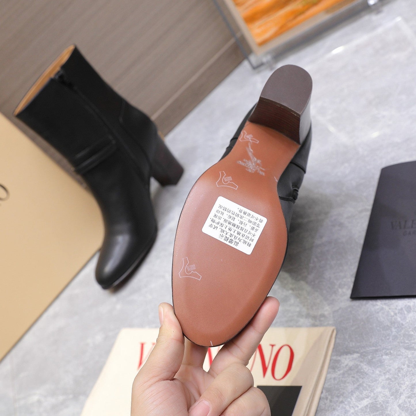 VALENTINO 25S GARAVANI VLOGO LOW BOOTS 80 MM IN BLACK CALFSKIN - 34