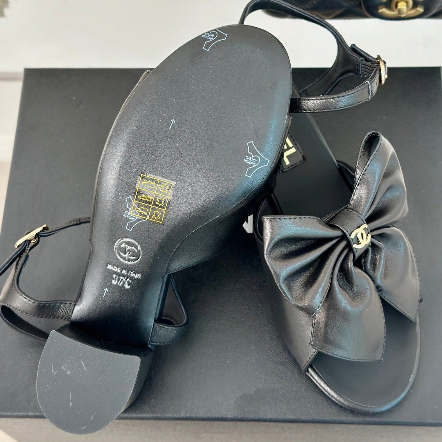 Double CC Big Bow High Sandal Sheepskin Black - 35