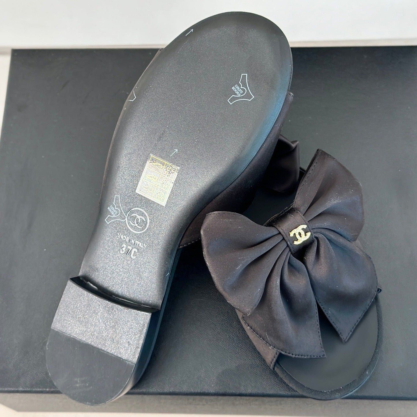 Double CC big bow flat sandals Sheepskin Black - 35