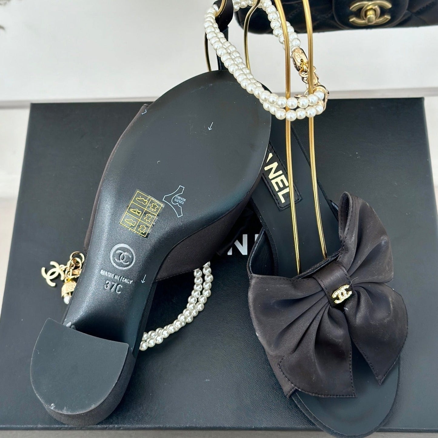 Double C Big Bow Pearl Chain High Sandals Black Lambskin - 35