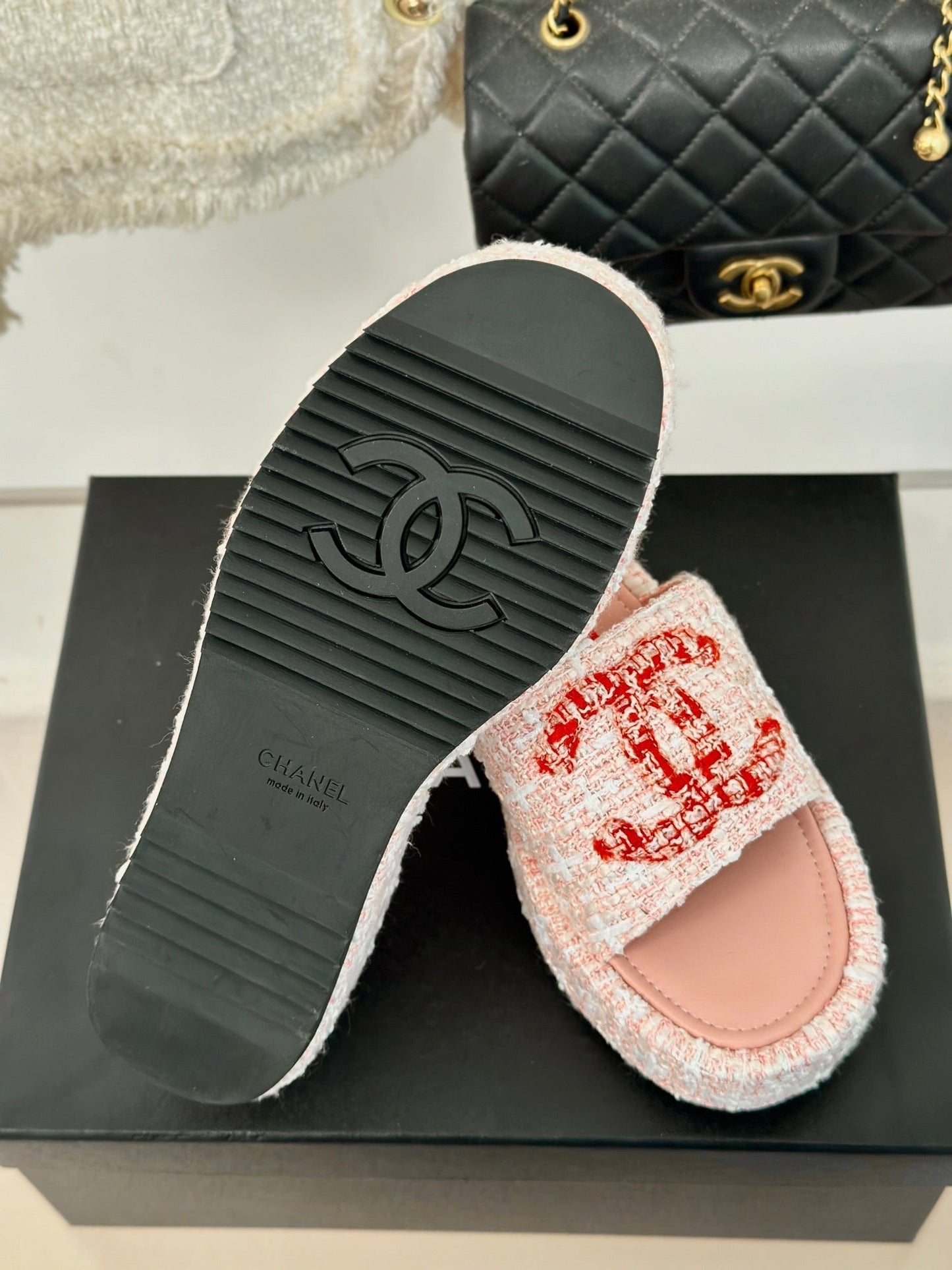 CLASSIC SLIPPERS THICK SOLE IN LIGHT PINK TWEED - 35