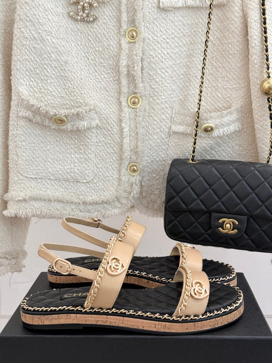 ШКІРЯНІ САНДАЛІЇ FLAT CHAIN HEART КОЛЬОРУ БІСКВІТНОГО БЕЖУ - 35