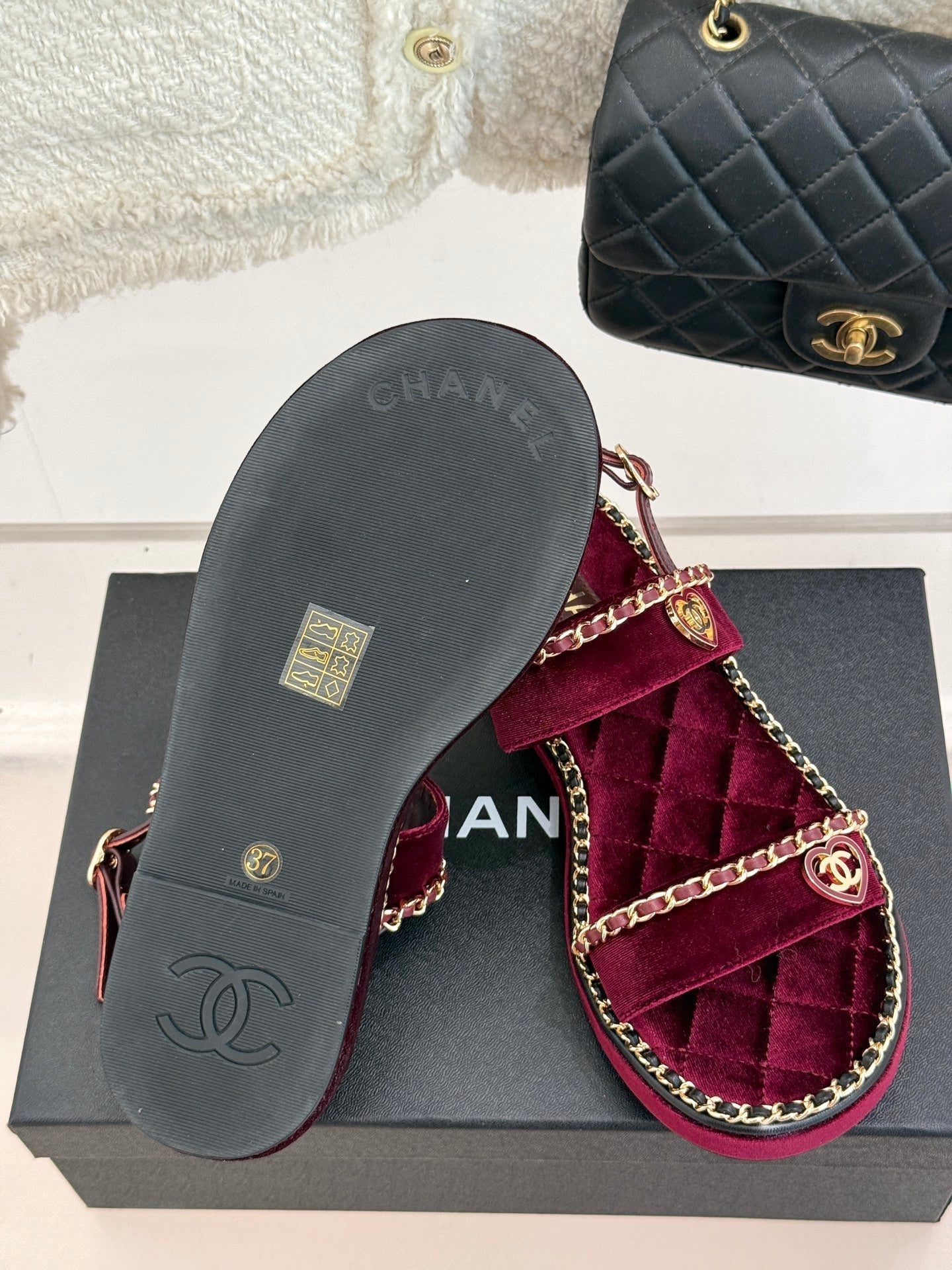 FLAT CHAIN HEART SANDAL IN PLUM PURPLE VELVET - 35