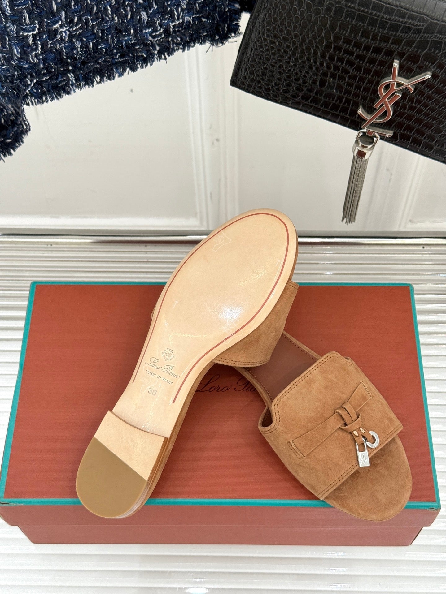 FLAT SANDALS IN BROWN SUEDE AND LAMBSKIN - 35